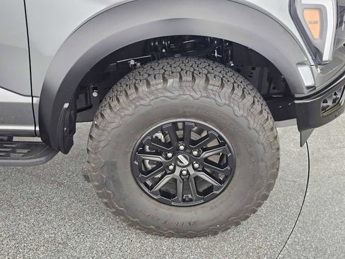 Used 2025 Ford F150 Raptor image 9