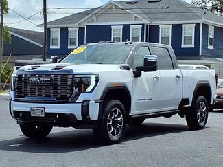 Used 2024 GMC Sierra 2500 Denali Ultimate w/ LPO, GMC Protection Package image 1