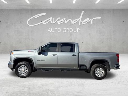 Used 2025 Chevrolet Silverado 2500 LT w/ Convenience Package AWD/4WD image 16