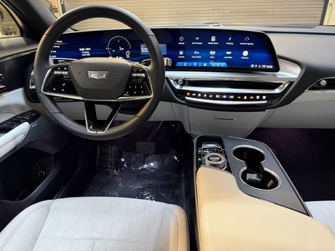 Certified 2024 Cadillac Lyriq Sport image 4