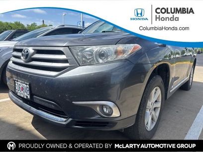 Used 2013 Toyota Highlander SE