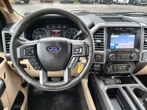 Used 2016 Ford F150 XLT w/ Equipment Group 302A Luxury AWD/4WD image 12