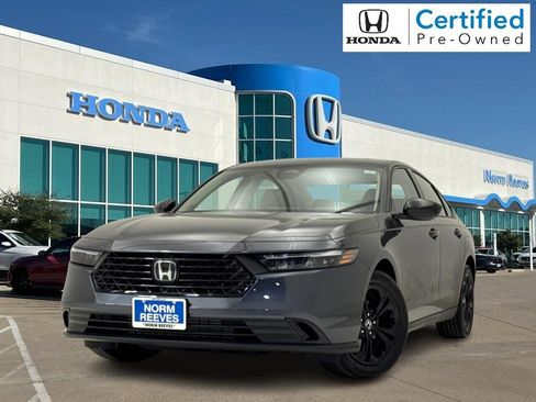 Certified 2025 Honda Accord SE image 1
