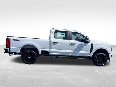 New 2026 Ford F250 XL w/ STX Appearance Package AWD/4WD image 6