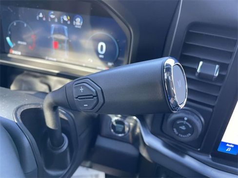 New 2026 Ford F250 Lariat w/ Black Appearance Package image 25