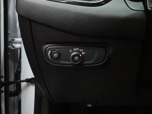 Used 2022 Chevrolet Equinox RS AWD/4WD image 28