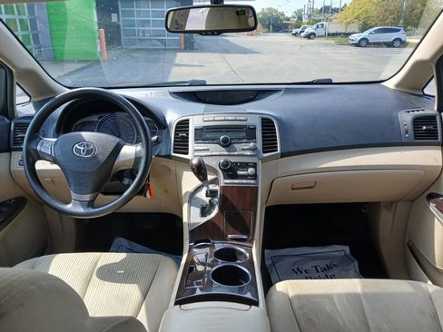 Used 2009 Toyota Venza image 16