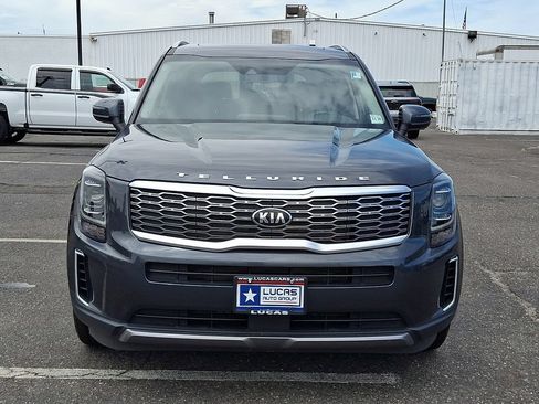 Used 2020 Kia Telluride EX w/ Towing Package FWD image 4