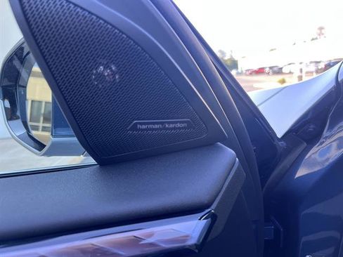 New 2026 BMW X3 xDrive30 w/ Premium Package image 12