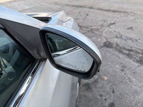 Used 2020 Nissan Sentra SV image 4