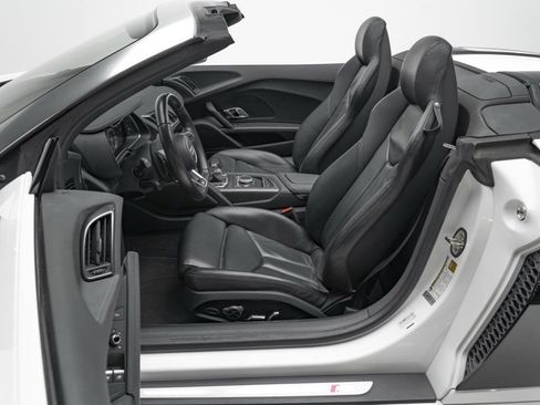 Used 2022 Audi R8 V10 image 33