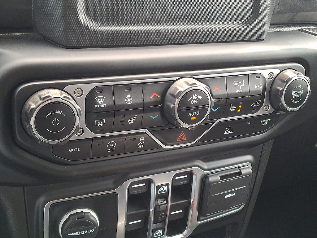 Used 2022 Jeep Wrangler Unlimited Sport AWD/4WD image 17