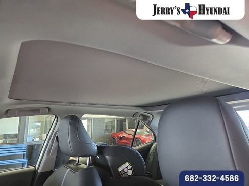 Used 2019 Toyota Camry XSE image 8