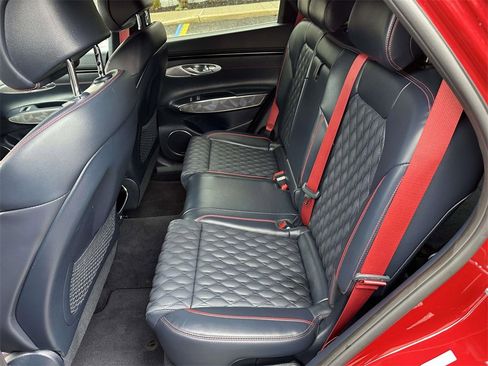 Used 2023 Genesis GV70 3.5T Sport w/ Sport Advanced Package image 19