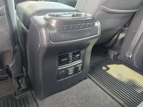 Used 2021 Nissan Titan SV w/ SV Convenience Package AWD/4WD image 37
