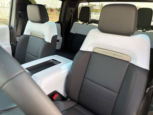 New 2025 GMC Hummer EV 3X image 27
