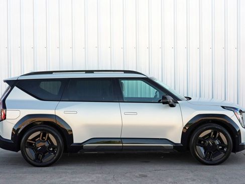 Used 2024 Kia EV9 GT-Line image 57