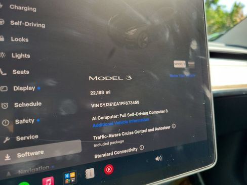 Used 2023 Tesla Model 3 Standard Range RWD image 29