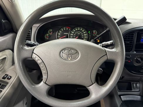 Used 2005 Toyota Tundra Limited AWD/4WD image 19