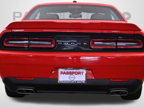Used 2022 Dodge Challenger GT image 9