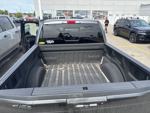 Used 2015 Ford F150 Lariat w/ Equipment Group 502A Luxury AWD/4WD image 12
