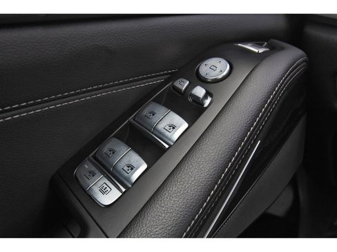 Used 2022 BMW X7 M50i w/ Dynamic Handling Package image 23