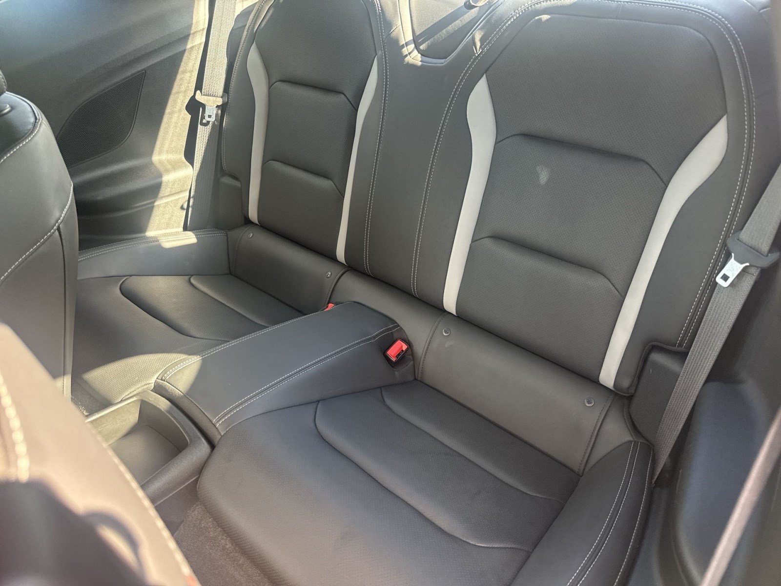 Used 2018 Chevrolet Camaro SS RWD image 20