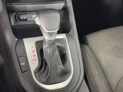 Used 2023 Kia Forte LX FWD image 22