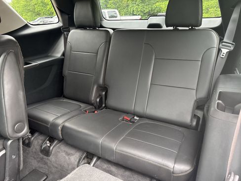 Used 2020 Chevrolet Traverse LT w/ LT Premium Package AWD/4WD image 25
