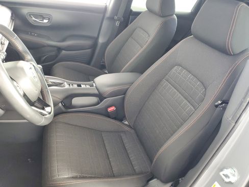 Used 2025 Honda HR-V Sport image 12