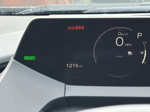 Used 2026 Toyota Prius XLE image 25