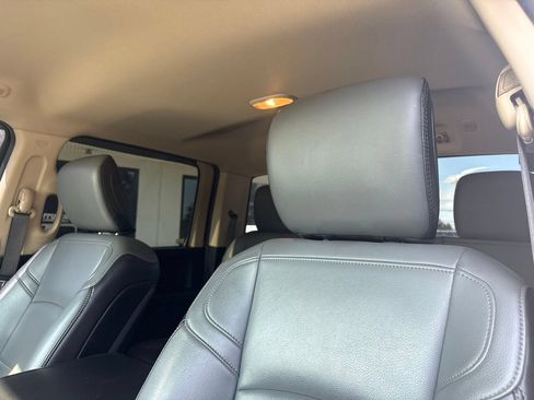 Used 2020 RAM 2500 Tradesman w/ Chrome Appearance Group AWD/4WD image 2