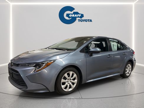 Used 2024 Toyota Corolla LE FWD image 12