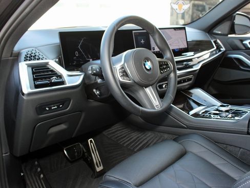 Used 2025 BMW X6 xDrive40i image 8
