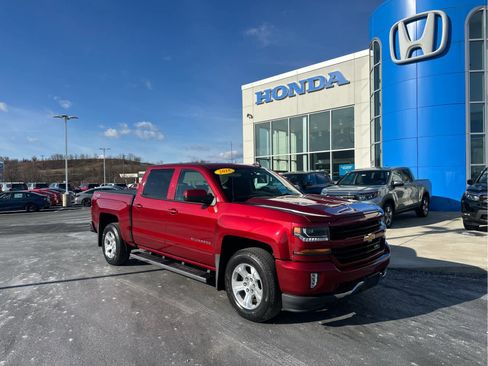 Used 2018 Chevrolet Silverado 1500 LT w/ All Star Edition image 7