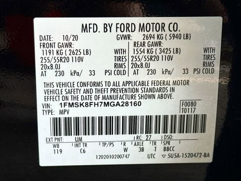 Used 2021 Ford Explorer Limited w/ Equipment Group 301A AWD/4WD image 37