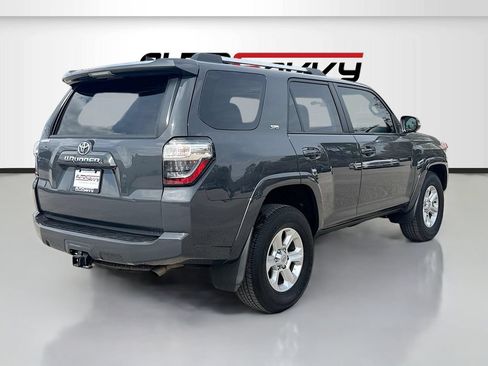 Used 2024 Toyota 4Runner SR5 Premium w/ Moonroof Package RWD image 7