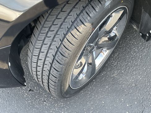 Used 2013 Dodge Charger SXT RWD image 9
