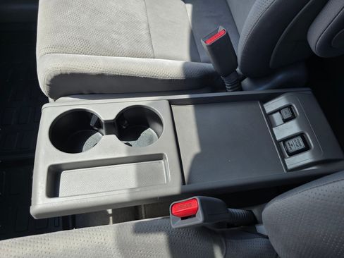 Used 2011 Honda CR-V SE image 11
