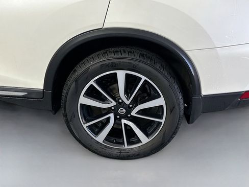 Used 2020 Nissan Rogue SL w/ Premium Package AWD/4WD image 33