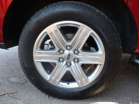 Used 2019 Ford Expedition Max XLT w/ Equipment Group 202A AWD/4WD image 44