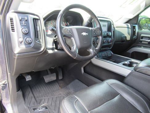 Used 2018 Chevrolet Silverado 1500 LTZ Z71 w/ Centennial Edition AWD/4WD image 17