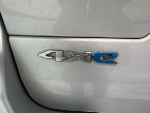 Used 2022 Jeep Grand Cherokee Summit image 8