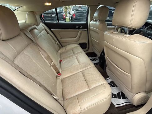 Used 2013 Lincoln MKS image 14