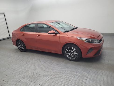 Used 2023 Kia Forte LXS w/ LXS Technology Package FWD image 11