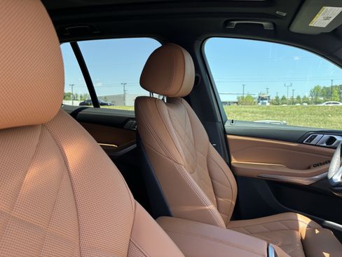 Certified 2025 BMW X5 sDrive40i w/ Premium Package RWD image 35