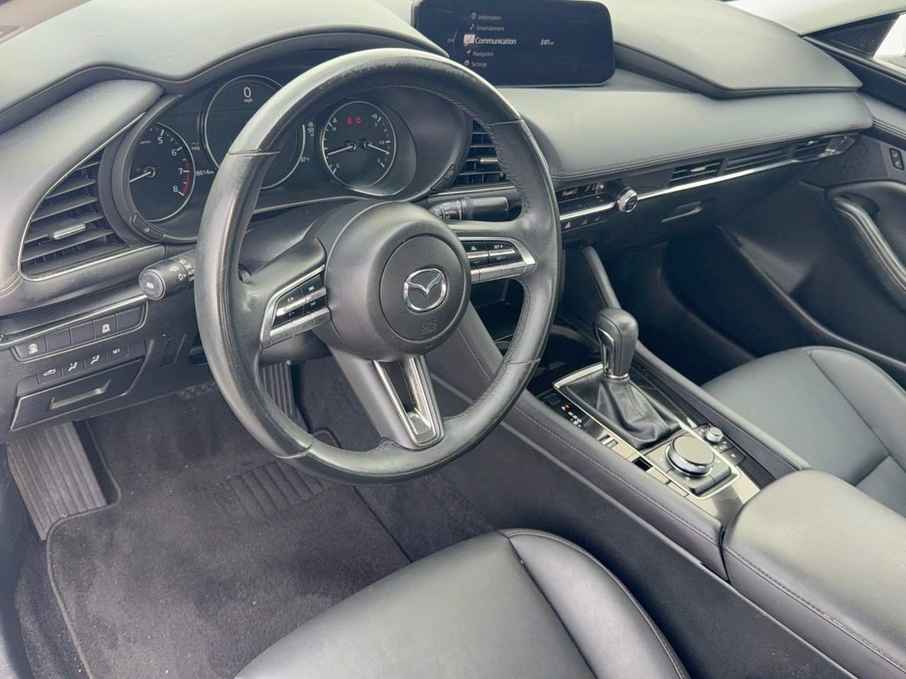 Used 2023 MAZDA MAZDA3 s FWD image 4