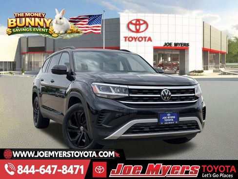 Used 2023 Volkswagen Atlas SE w/ Panoramic Sunroof Package image 1
