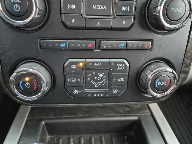 Used 2017 Ford Expedition Limited AWD/4WD image 17