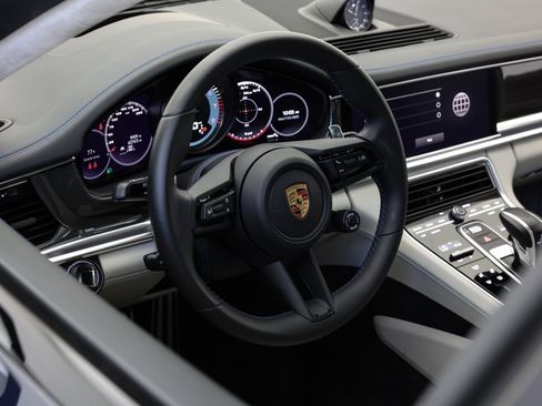 Used 2023 Porsche Panamera Turbo S image 20